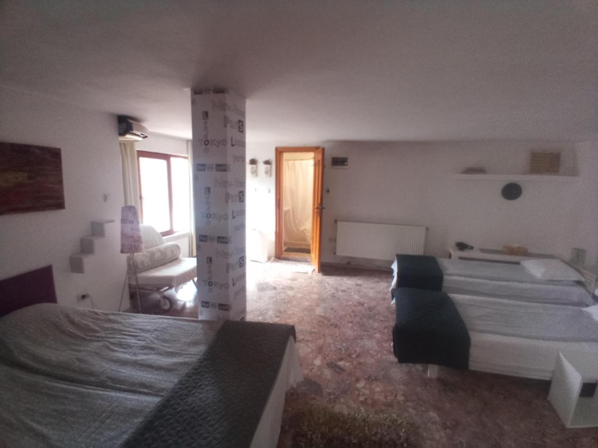 Стаи За Гости Алба Kazanłyk Zewnętrze zdjęcie